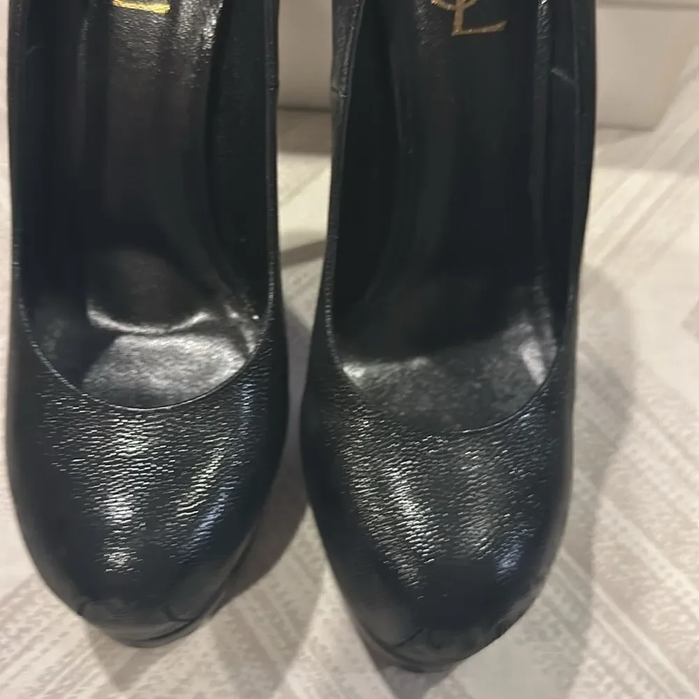 Yves Saint Laurent yves saint